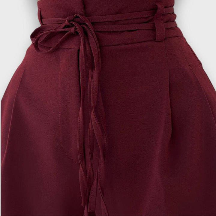 Giva – Kalhoty s ležérní elegancí