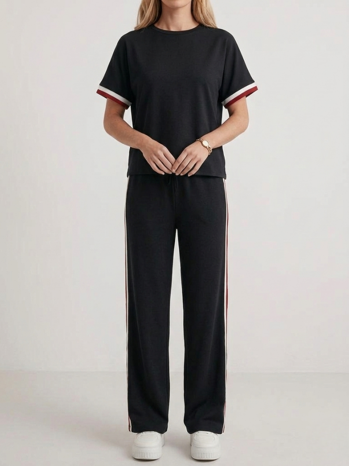 Lot | Comfortabele Tweedelige Set