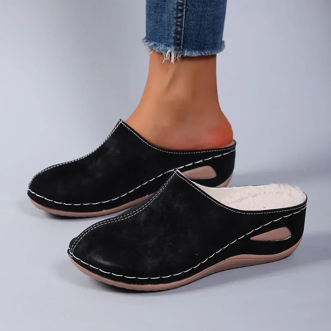 Orthopedische Pantoffels | Dagelijks Comfort en Tijdloze Huisstijl