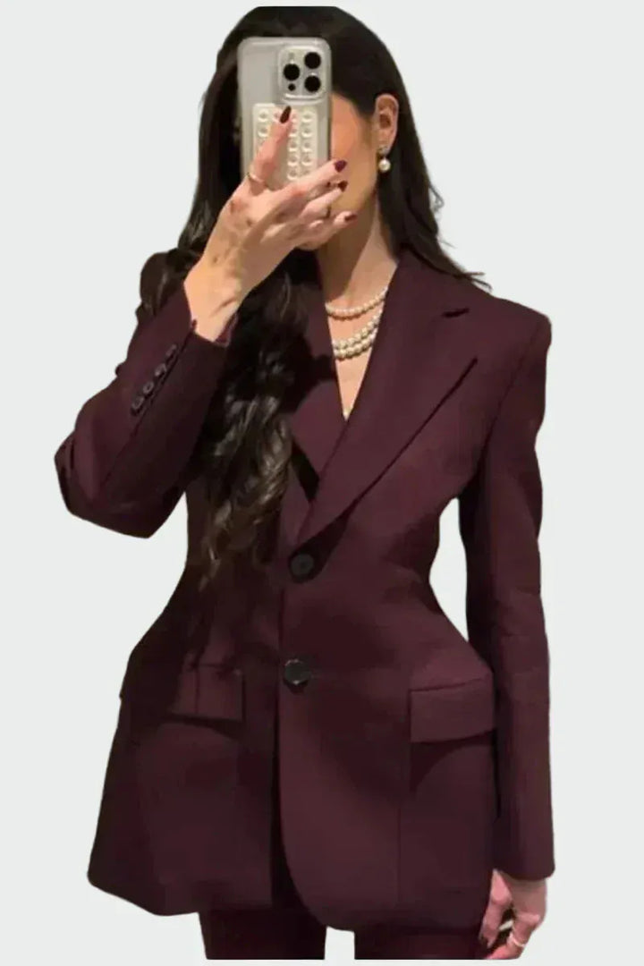 Moolie - Elegantní Blazer s Imponujícími Liniemi a Knoflíky