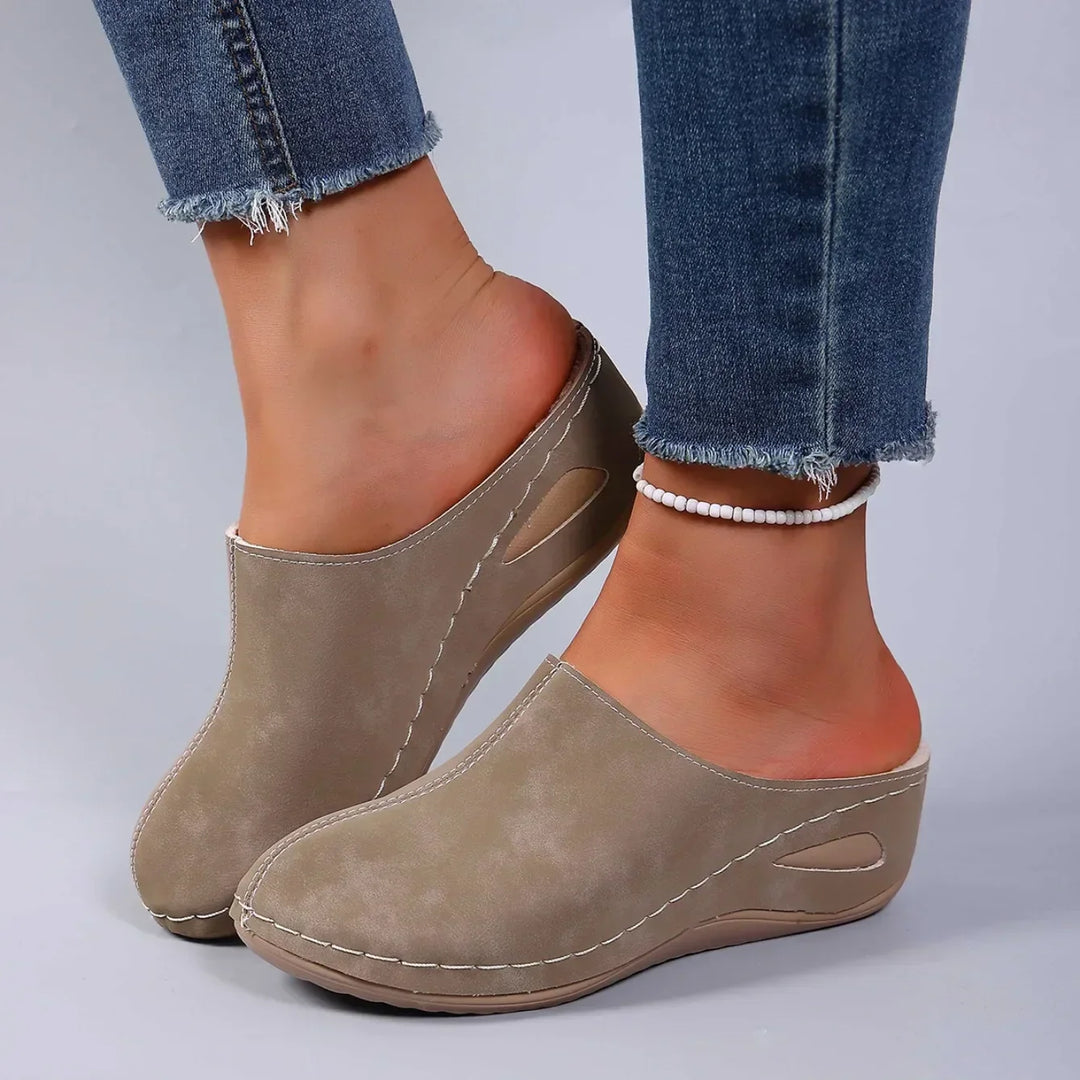 Orthopedische Pantoffels | Dagelijks Comfort en Tijdloze Huisstijl